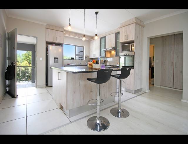 3 BEDROOM APARTMENT FOR SALE IN NORTH RIDING